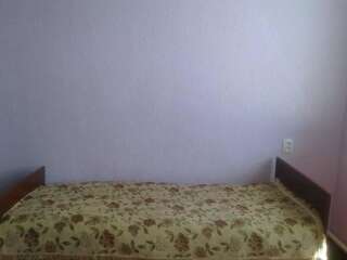Гостевой дом Nur Guest House Balykchy Односпальная кровать в общем номере для мужчин и женщин-2